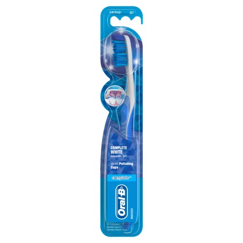 Oral-B Toothbrush Complete Whitening Soft